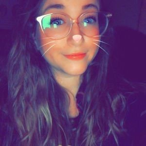 Meet your Posher, Kelsey